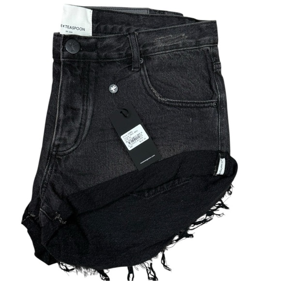 One Teaspoon Bandits Low Waist Distressed Denim Shorts Black Fade Size 31 NWT - Picture 9 of 13